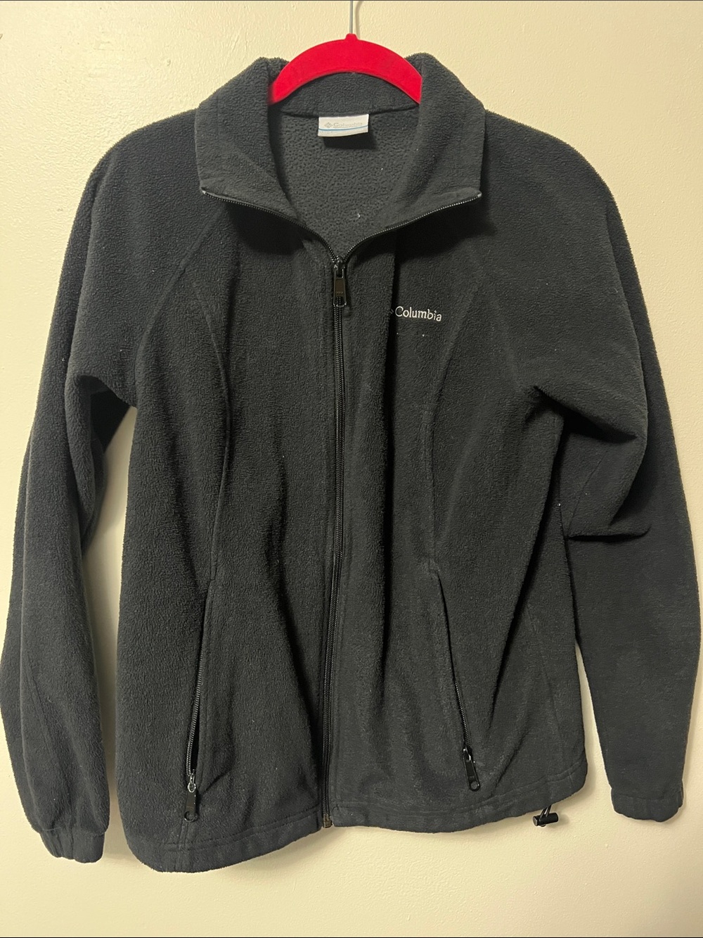Columbia Black Full-Zip Fleece Jacket with Subtle Logo